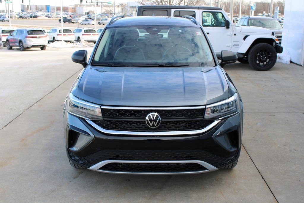Certified 2024 Volkswagen Taos S image 2