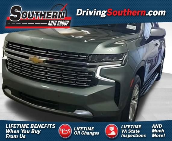 Used 2023 Chevrolet Suburban Premier RWD image 1