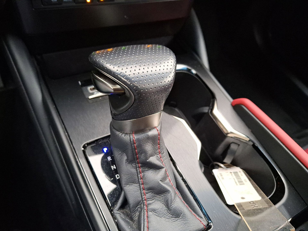 Used 2023 Lexus ES 300h F Sport image 12