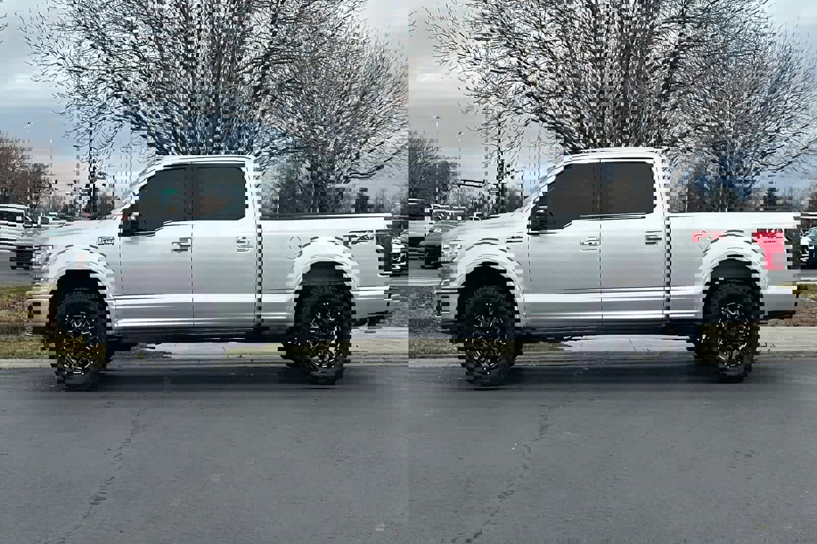 Certified 2018 Ford F150 Platinum w/ Equipment Group 701A Luxury image 5