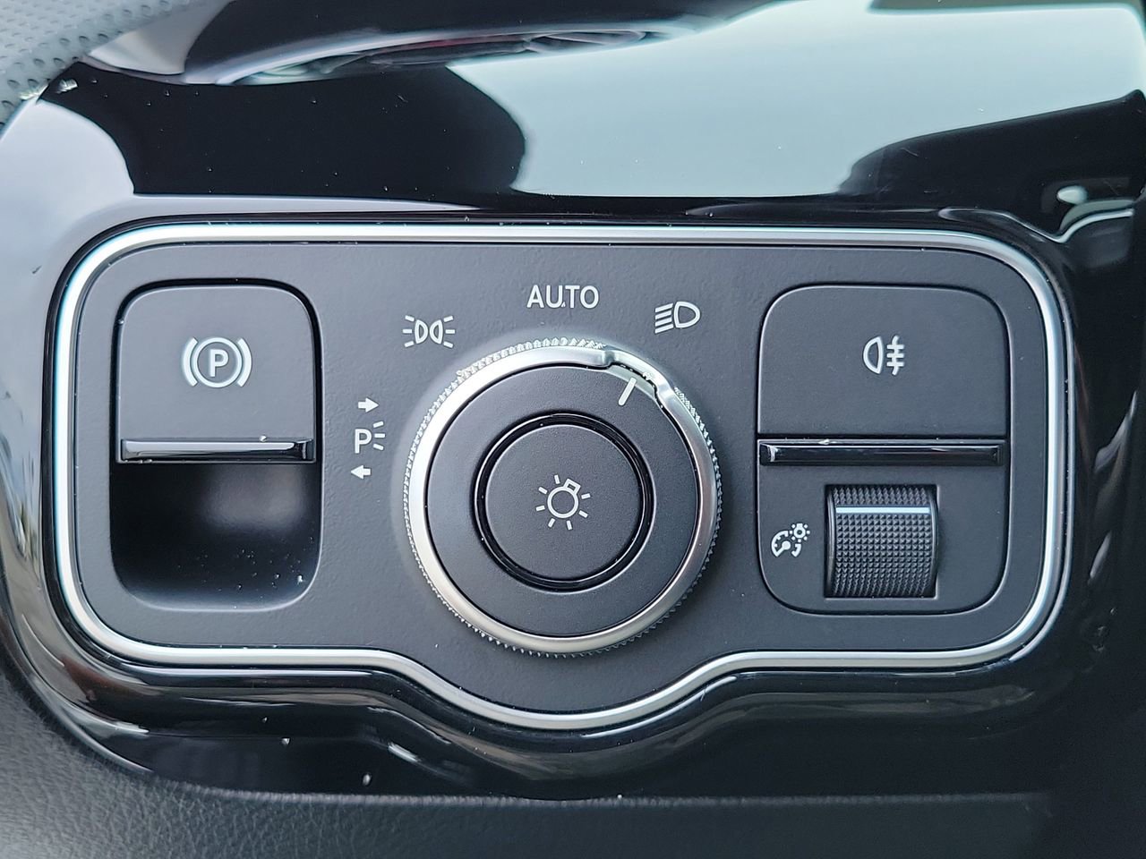 Certified 2023 Mercedes-Benz CLA 250 image 26