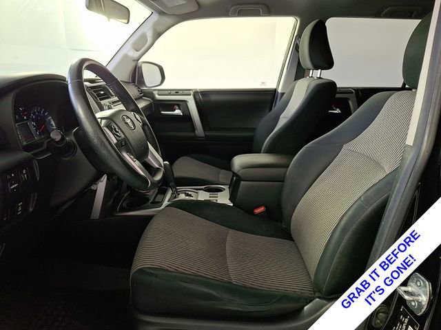 Used 2014 Toyota 4Runner SR5 AWD/4WD image 16