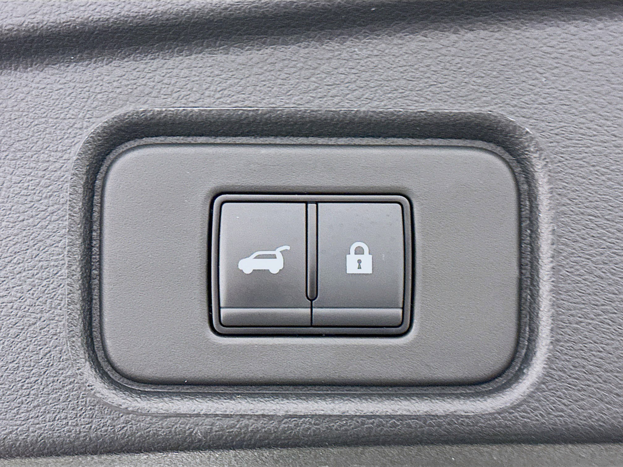 Used 2024 Nissan Pathfinder SL image 32