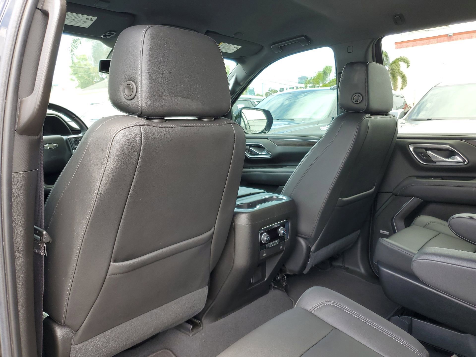 Used 2021 Chevrolet Tahoe Z71 AWD/4WD image 11