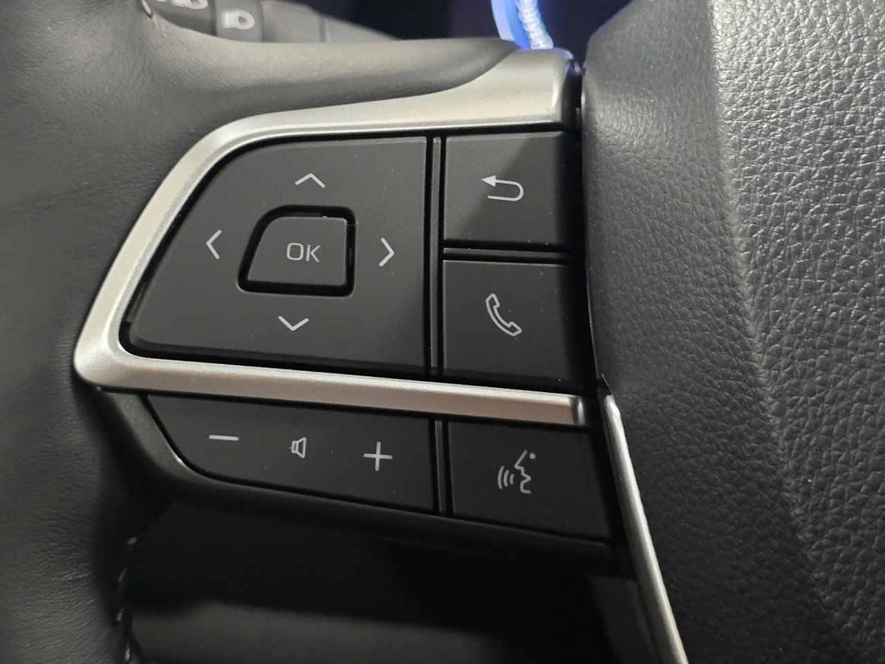 New 2026 Toyota Highlander Platinum image 35