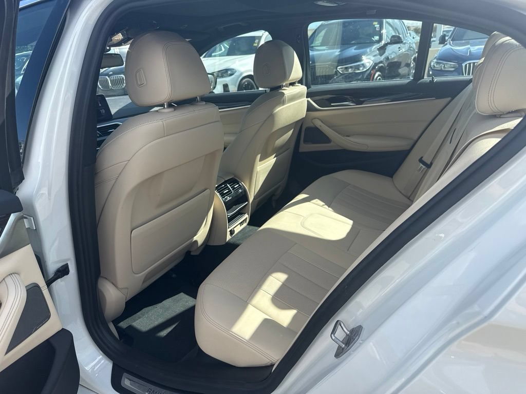 Used 2021 BMW 540i w/ Premium Package RWD image 22