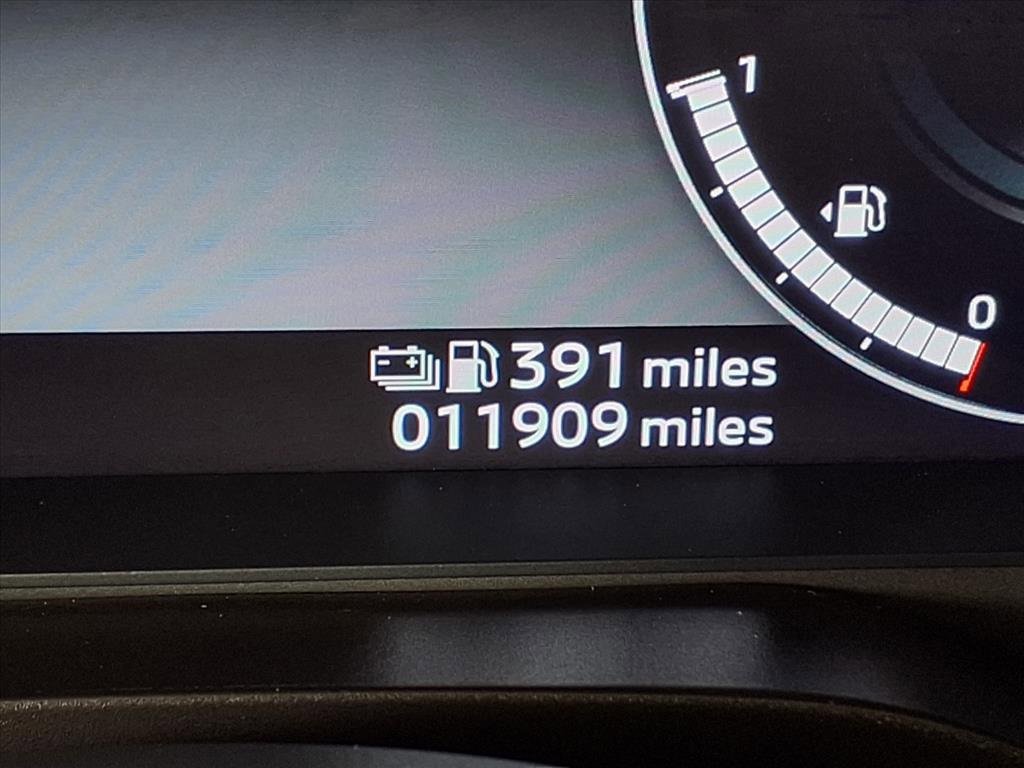 Used 2024 Mitsubishi Outlander SE image 31