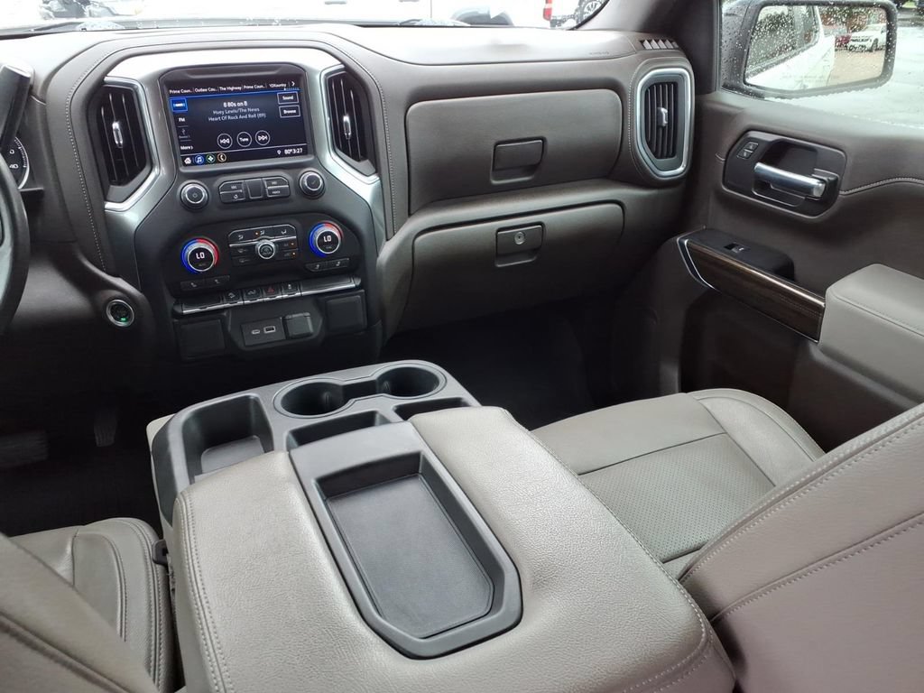 Used 2022 Chevrolet Silverado 1500 RST AWD/4WD image 19