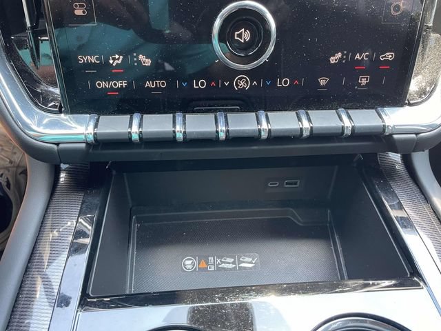 Used 2025 GMC Yukon XL Elevation AWD/4WD image 30