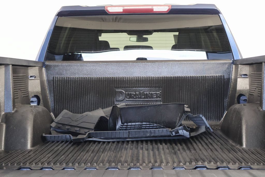 Used 2021 Chevrolet Silverado 1500 Custom RWD image 14