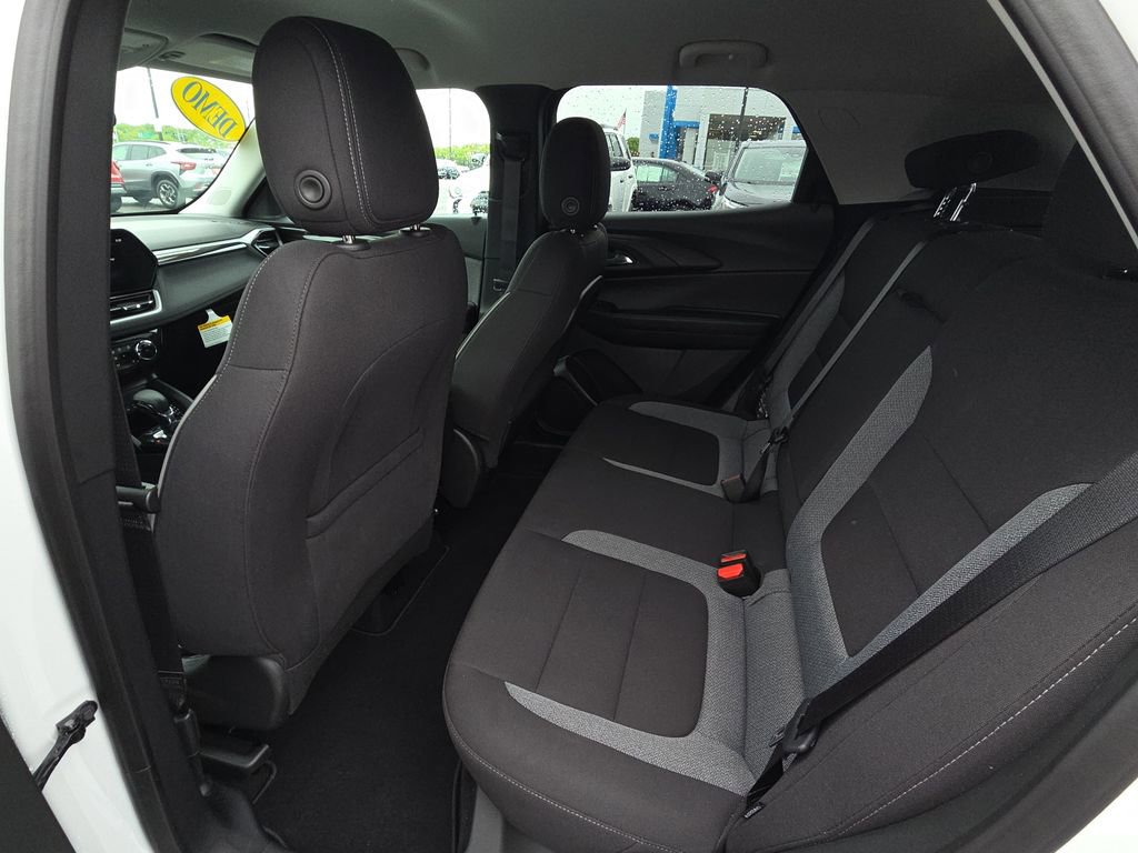 New 2026 Chevrolet TrailBlazer LT w/ Convenience Package FWD image 28