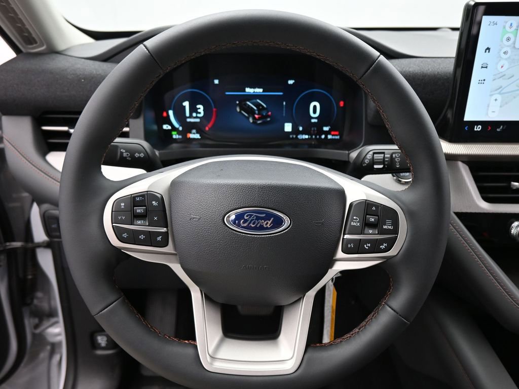 New 2025 Ford Explorer Active image 11