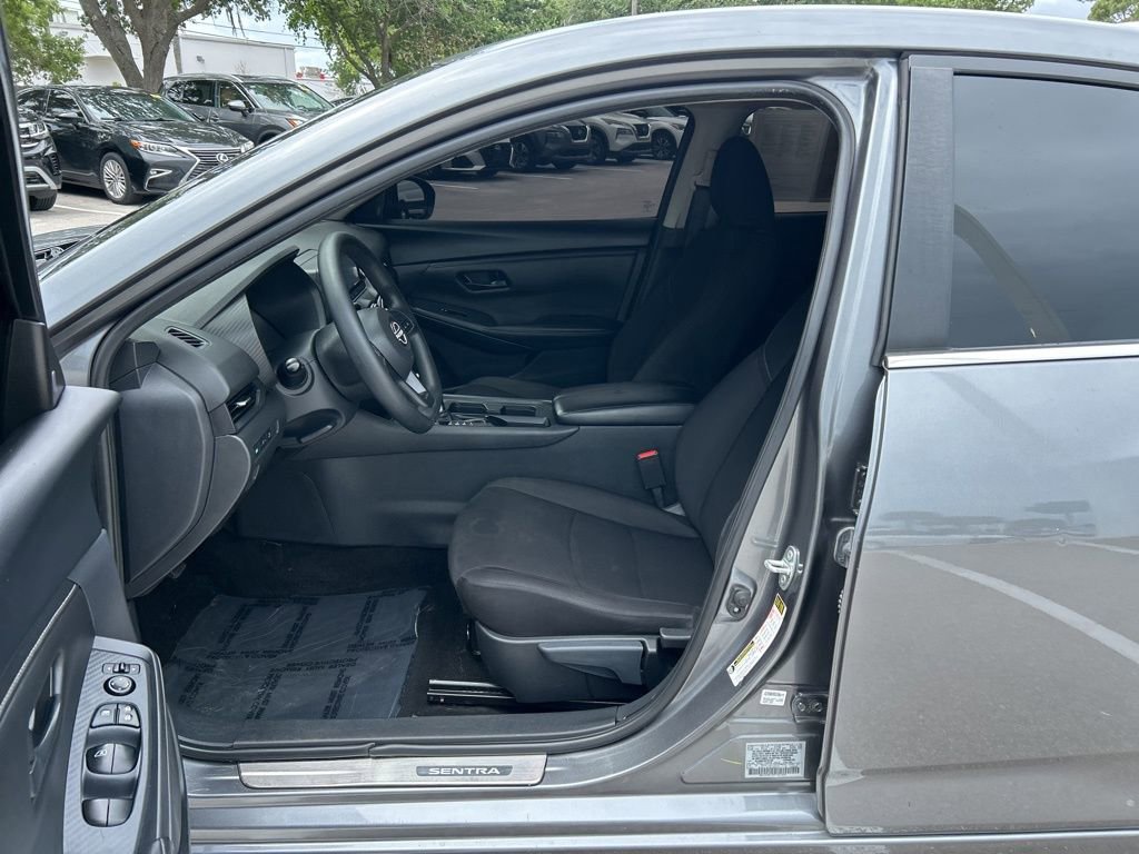 Used 2024 Nissan Sentra S FWD image 16
