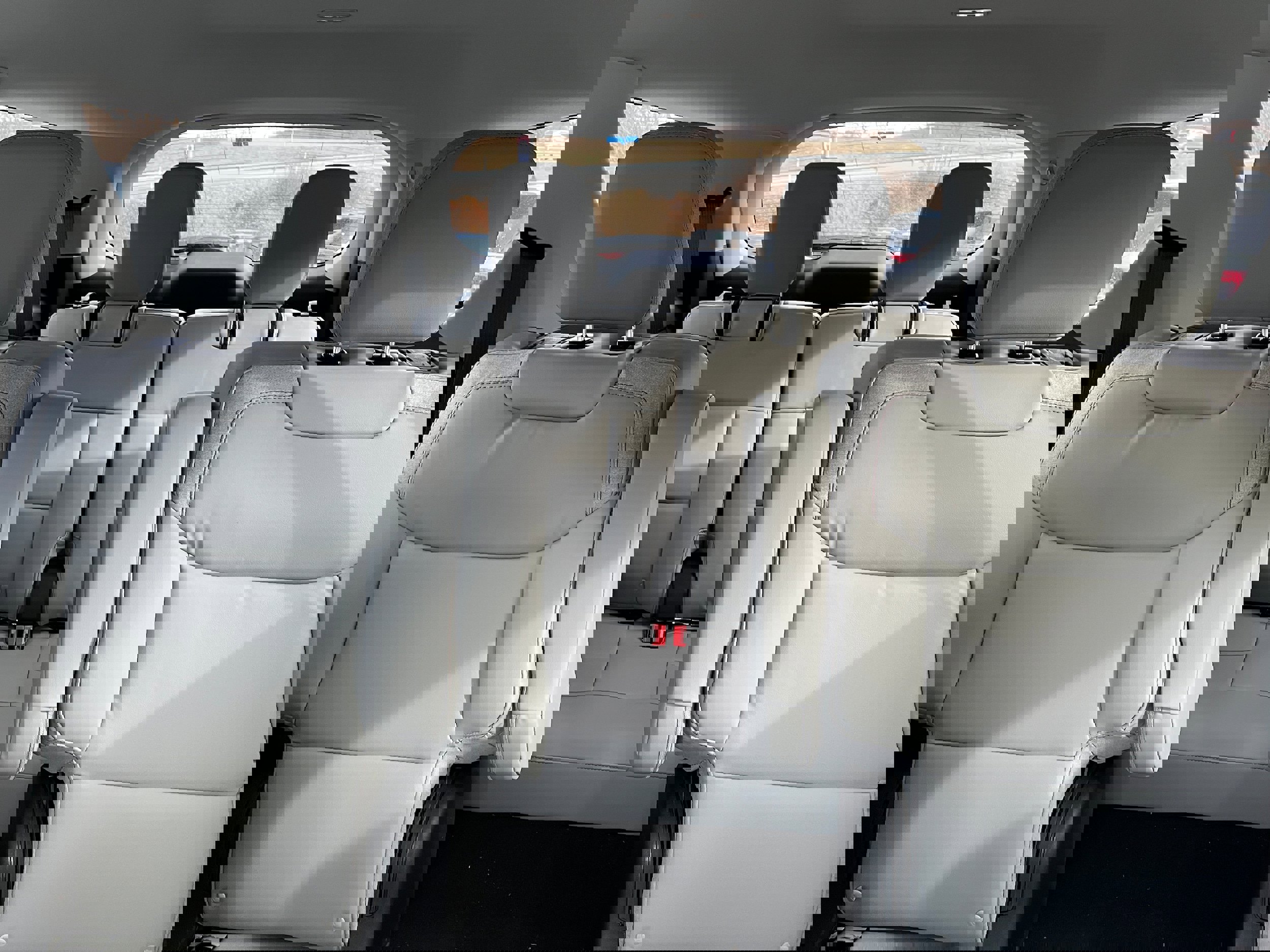 New 2026 Ford Explorer Active w/ Active Comfort Package image 9