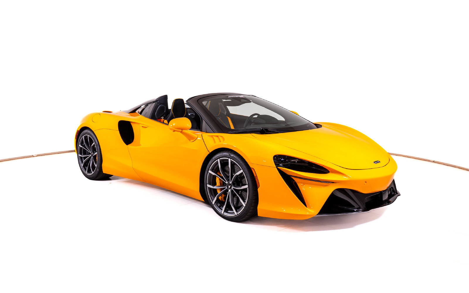 New 2027 McLaren Artura Spider RWD image 9