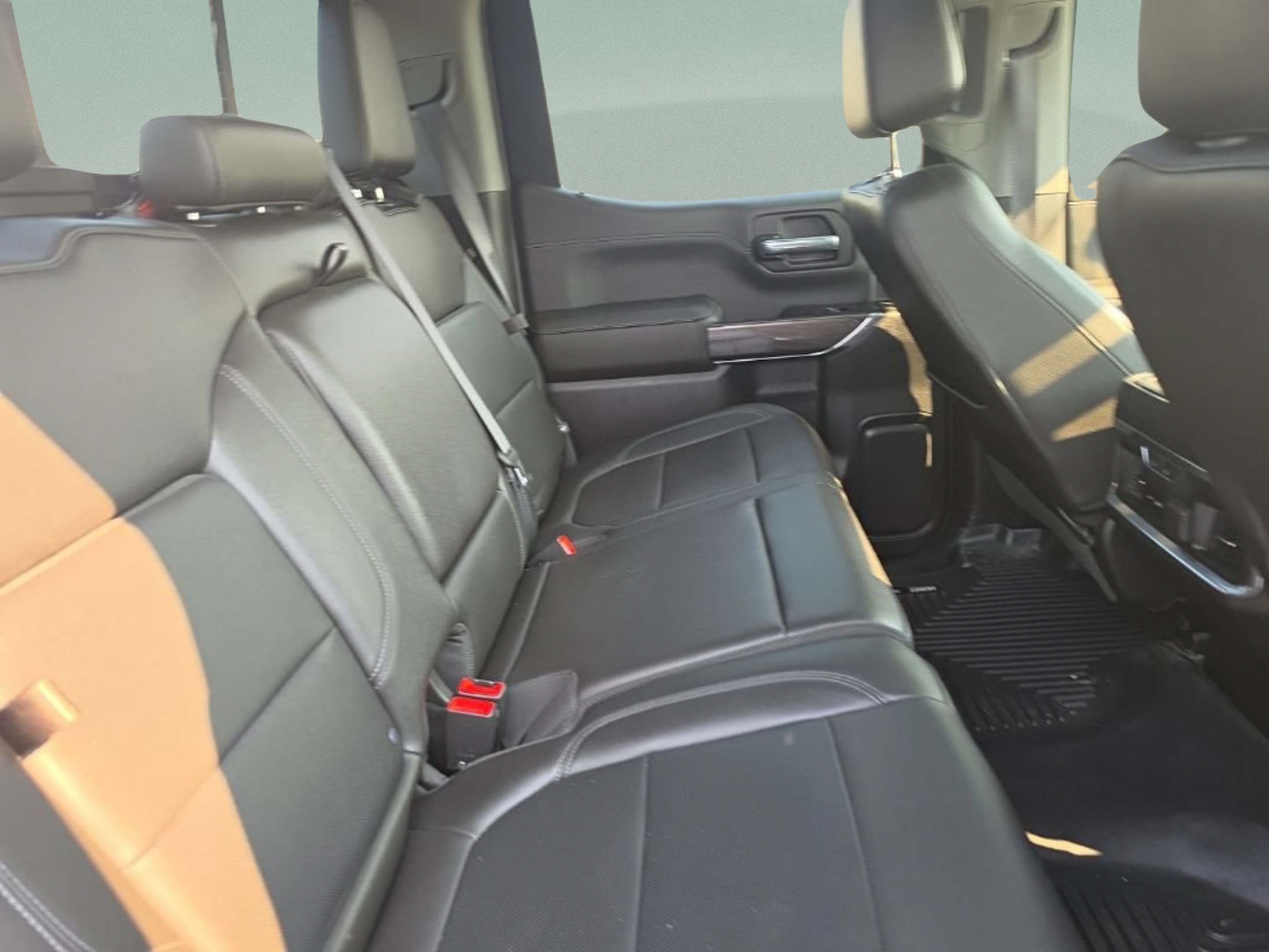 Used 2019 Chevrolet Silverado 1500 LTZ w/ LTZ Plus Package AWD/4WD image 22