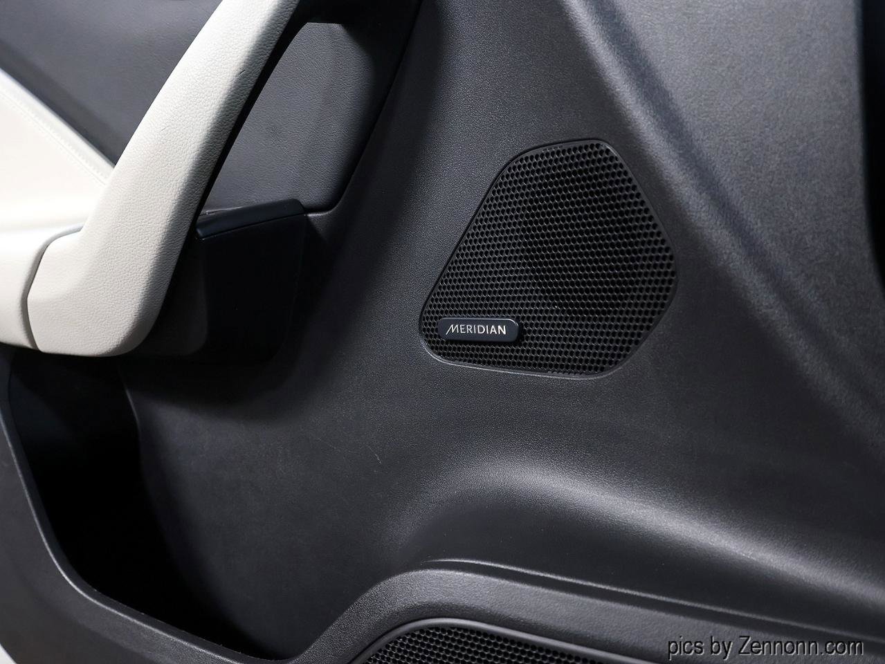 Used 2018 Jaguar F-PACE Prestige image 26