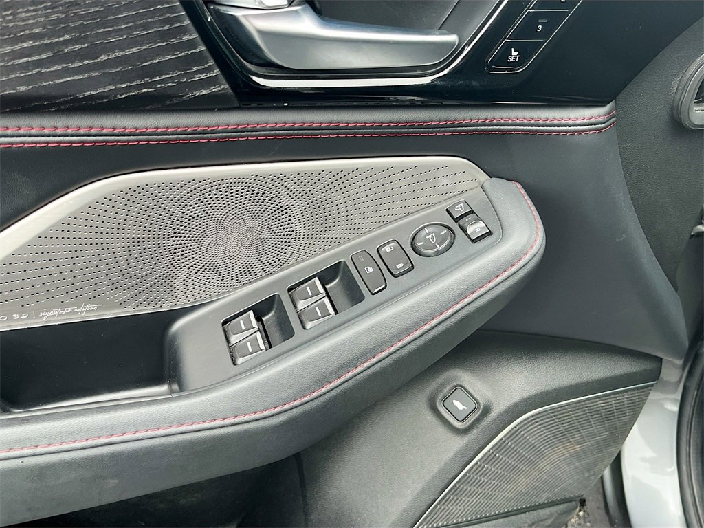 Used 2023 Acura MDX Type S image 18