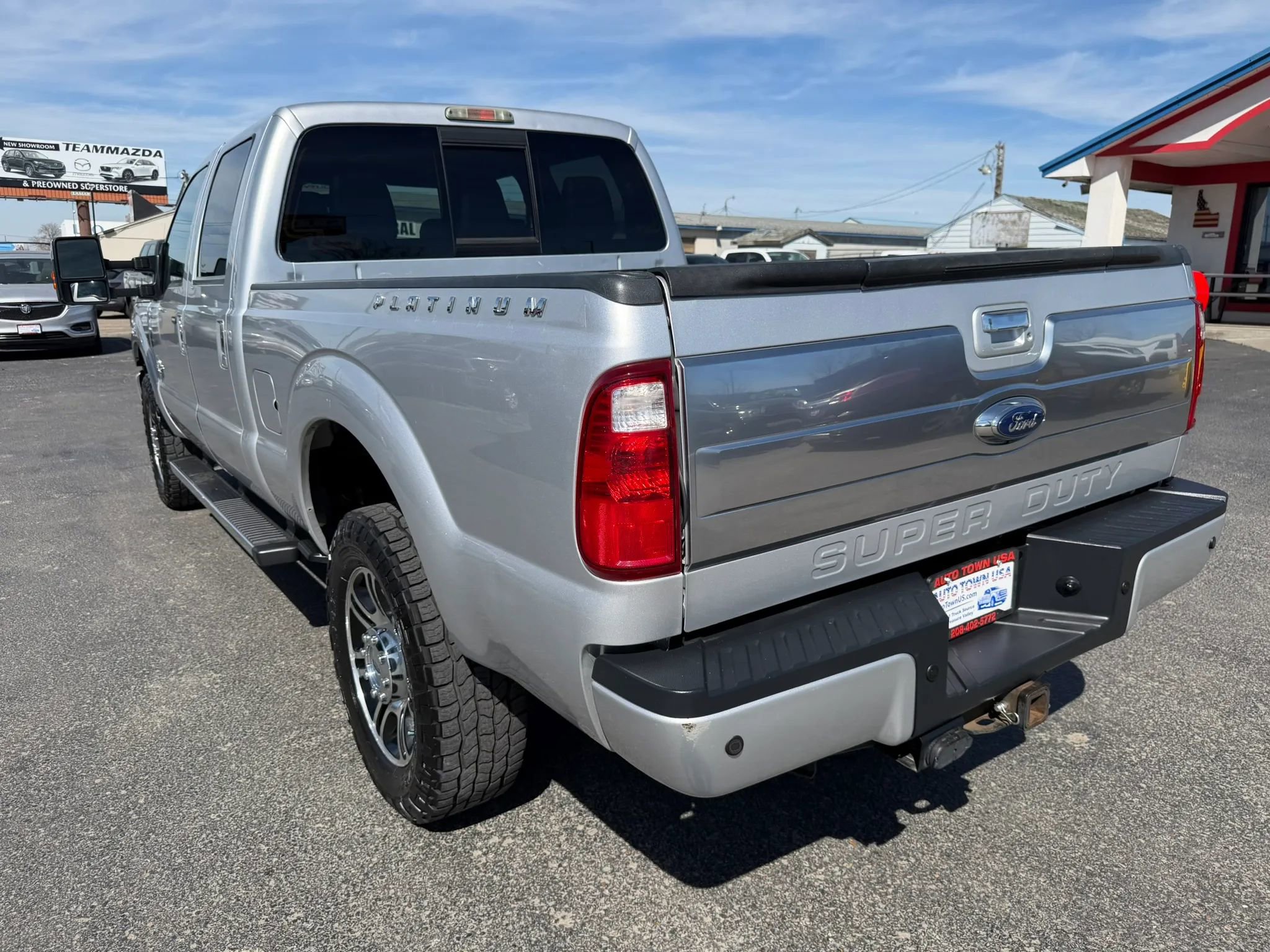 Used 2014 Ford F350 Platinum AWD/4WD image 3