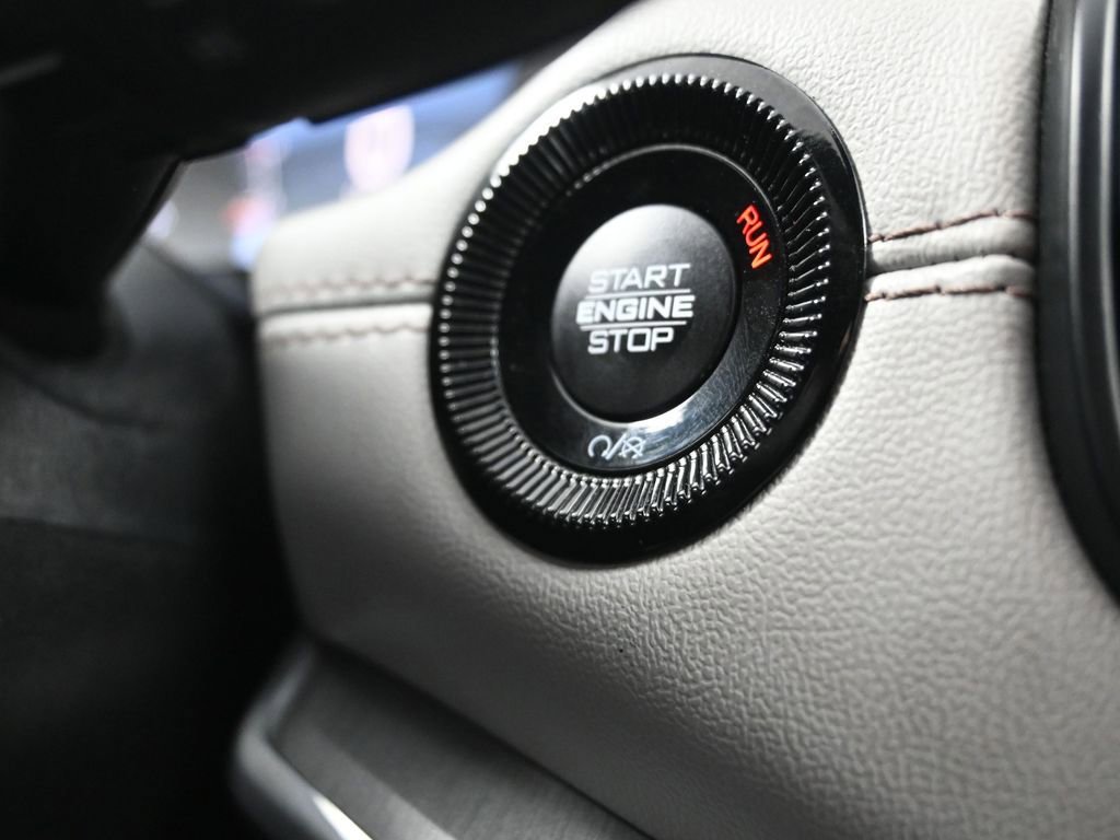 Used 2024 Jeep Compass Limited image 25