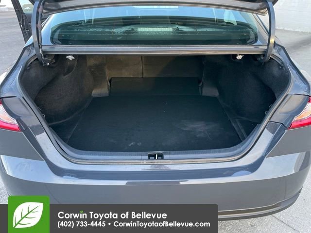 Used 2025 Toyota Camry LE image 21