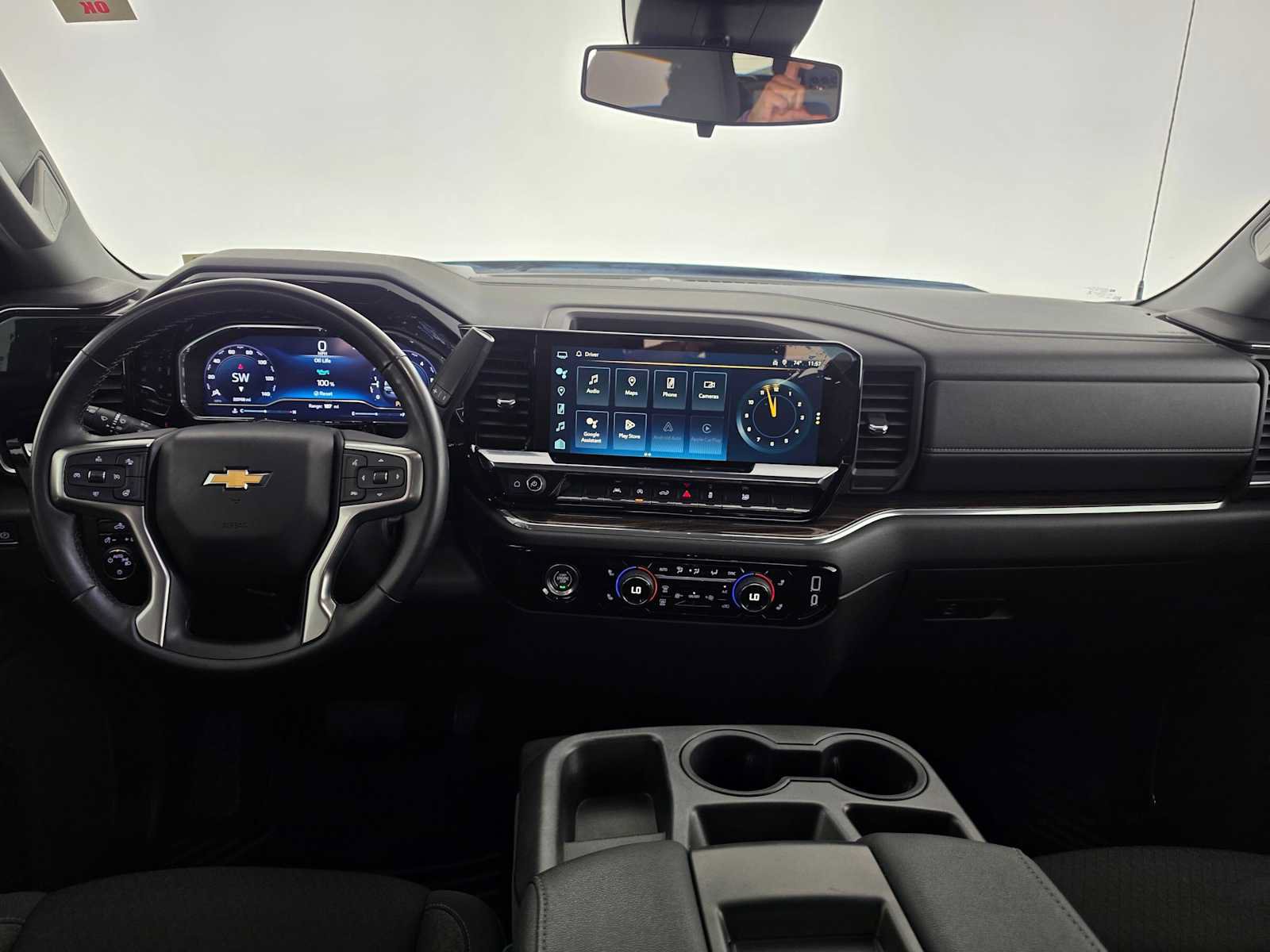 Used 2023 Chevrolet Silverado 1500 LT AWD/4WD image 18