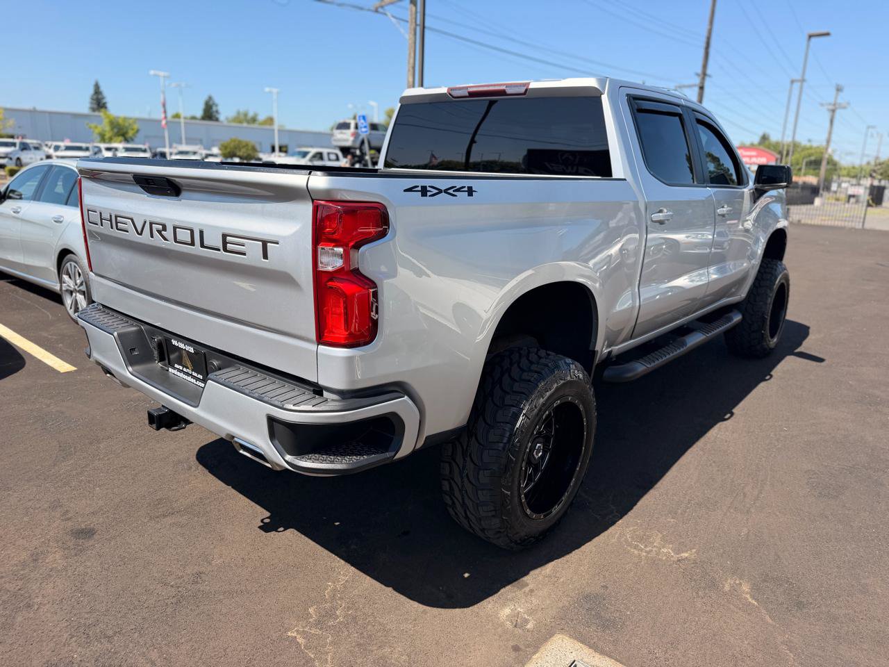 Used 2020 Chevrolet Silverado 1500 RST AWD/4WD image 7