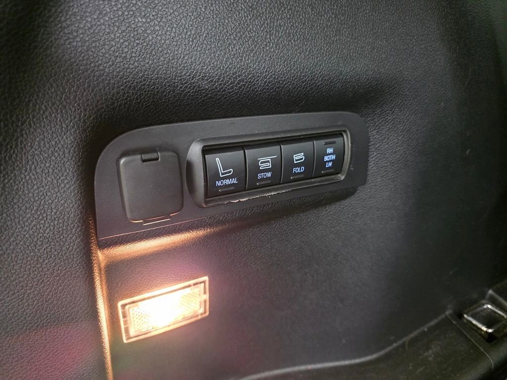 Used 2017 Ford Explorer Sport w/ Equipment Group 401A image 17