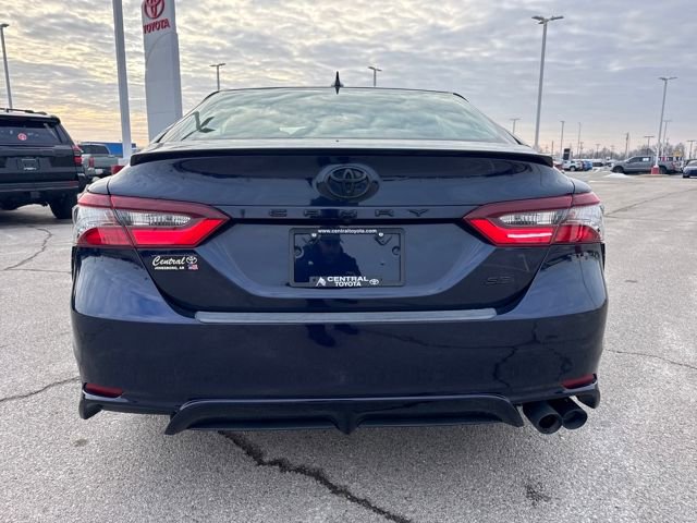 Used 2021 Toyota Camry SE image 5