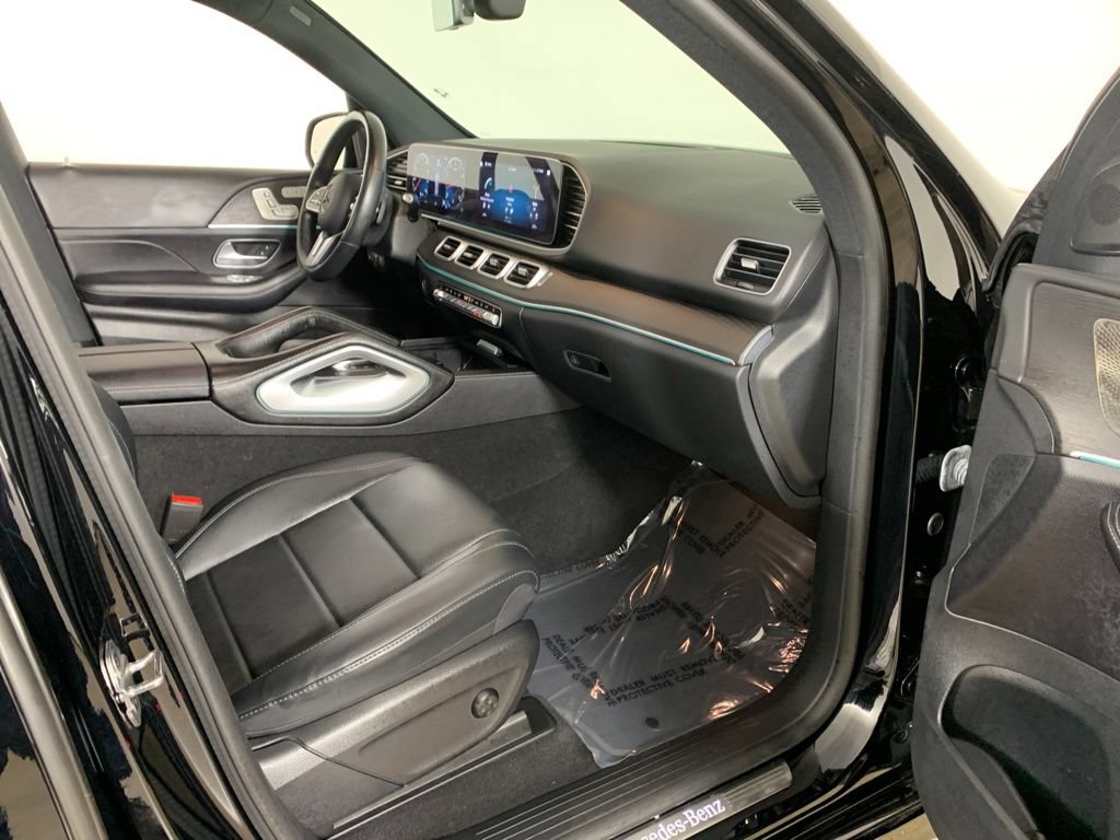 Used 2022 Mercedes-Benz GLE 350 4MATIC w/ AMG Line Exterior image 39