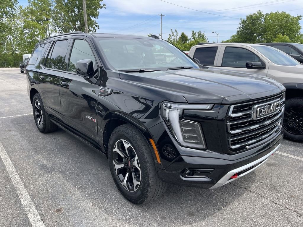Used 2025 GMC Yukon AT4 w/ AT4 Premium Plus Package AWD/4WD image 14