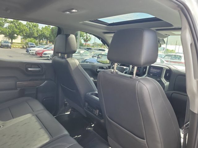 Used 2021 Chevrolet Silverado 1500 LT Trail Boss w/ Convenience Package II AWD/4WD image 9