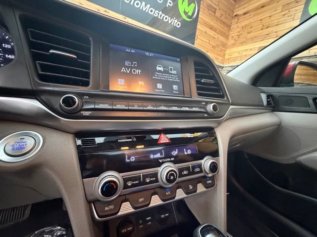 Used 2020 Hyundai Elantra Value Edition FWD image 21