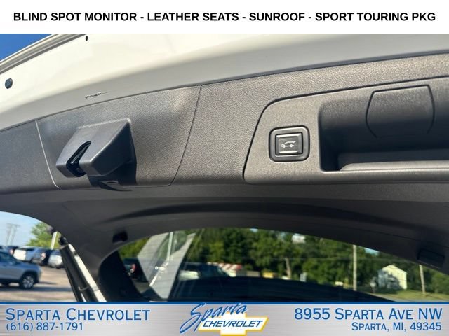 Used 2021 Buick Envision Essence w/ Sport Touring Package AWD/4WD image 31