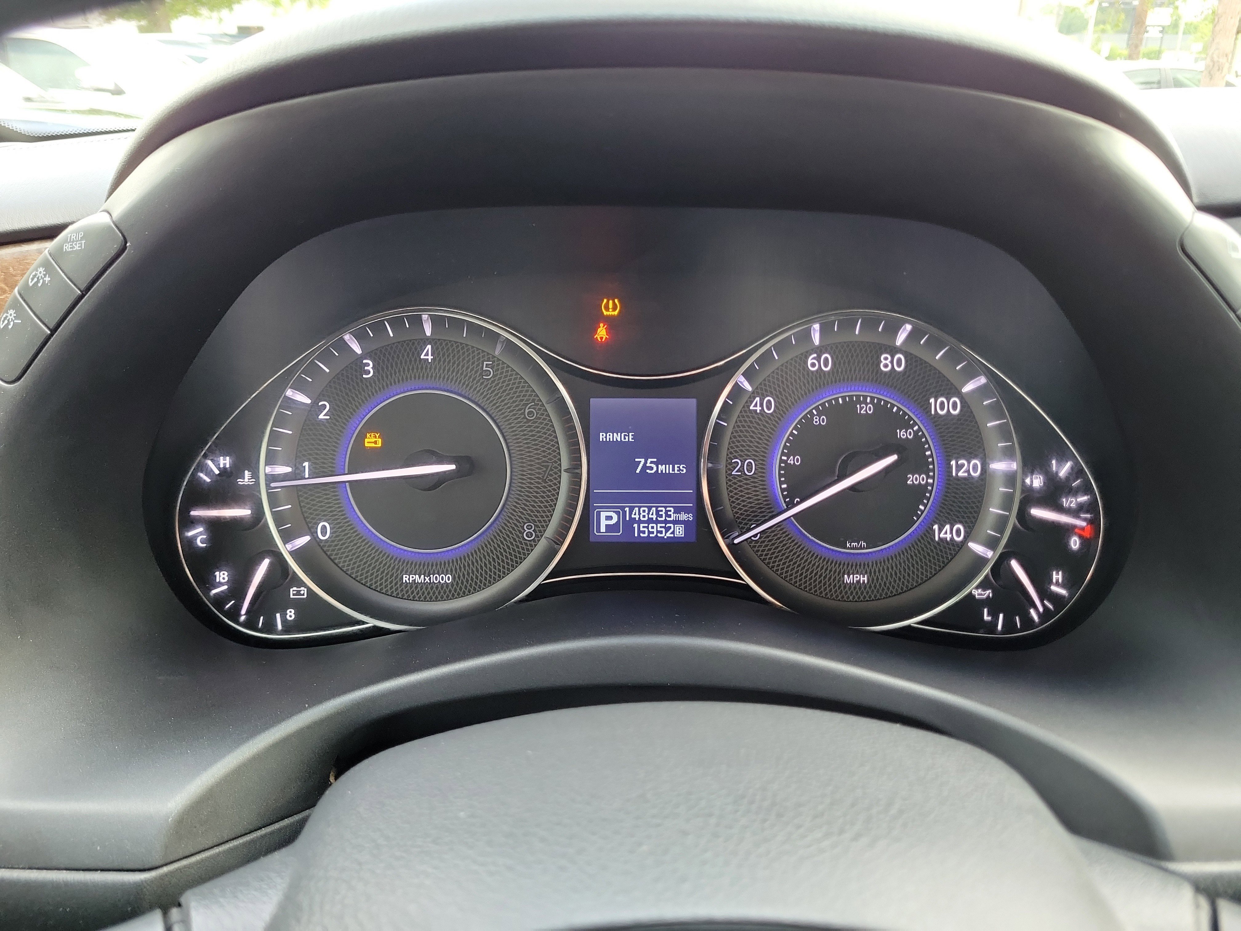 Used 2017 INFINITI QX80 2WD image 26