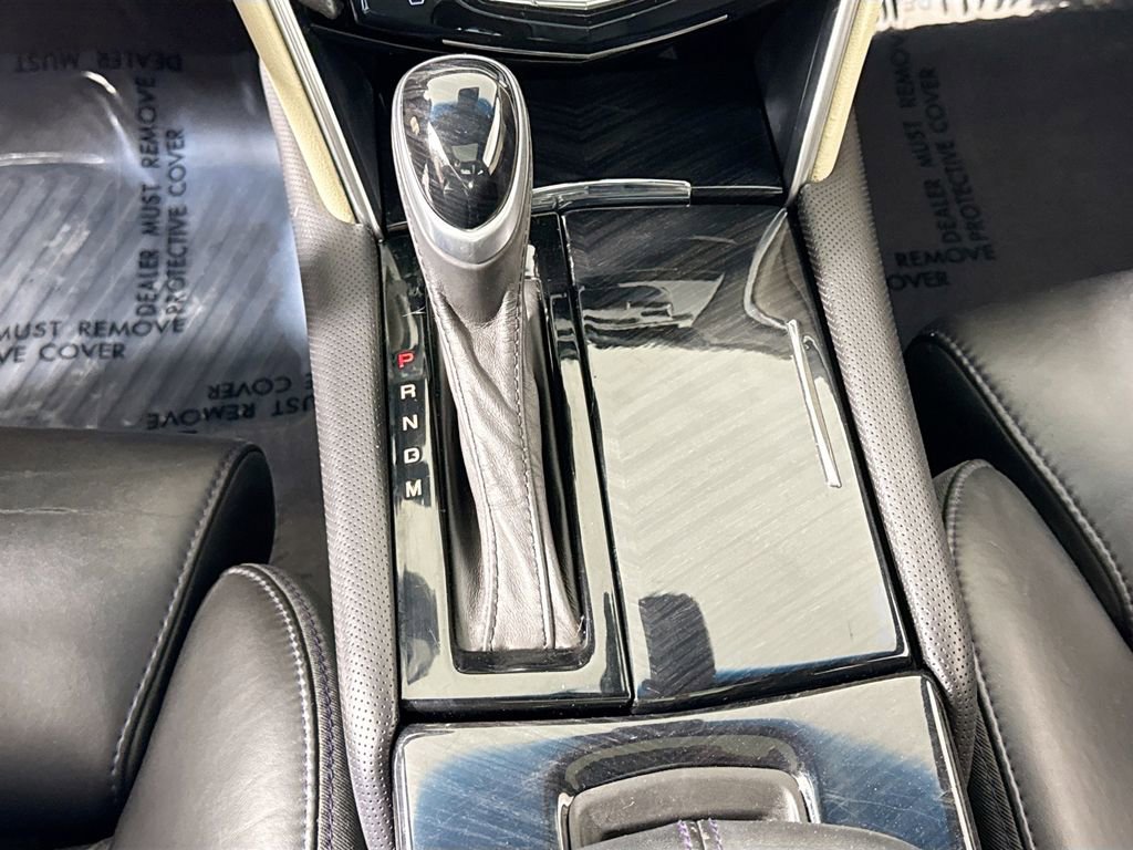 Used 2013 Cadillac XTS Platinum image 19