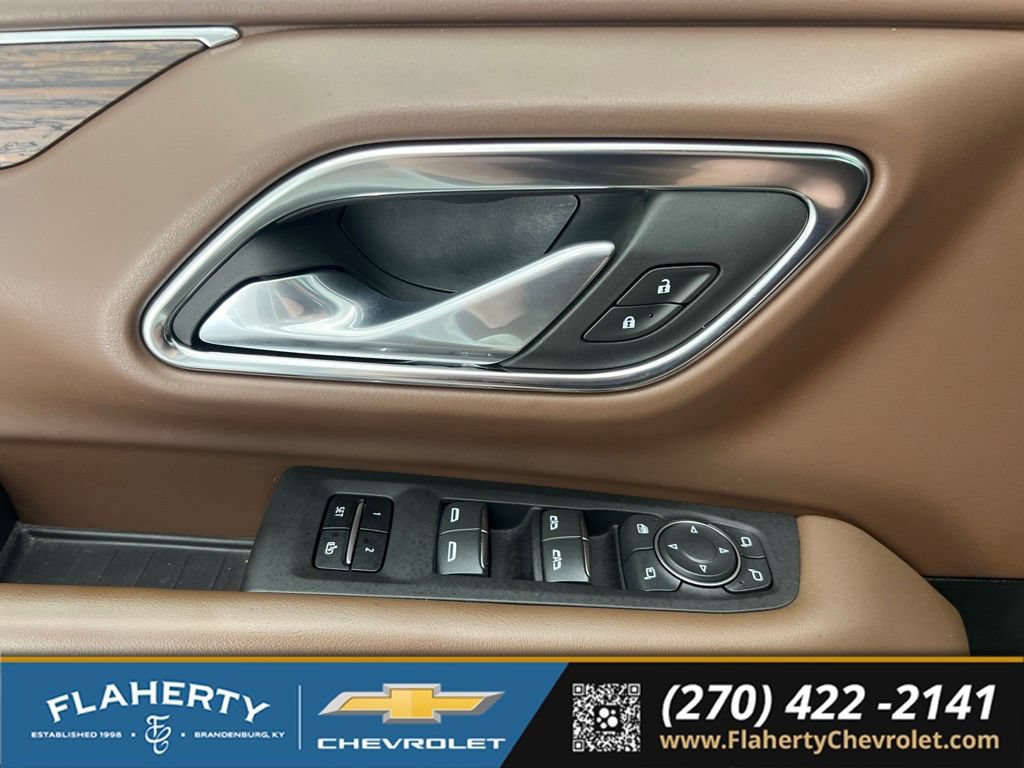 Used 2024 Chevrolet Tahoe High Country AWD/4WD image 23