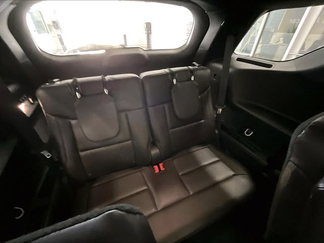 Used 2025 Ford Explorer Platinum w/ LUX Leather Package AWD/4WD image 17