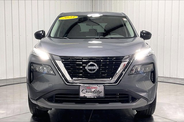 Used 2023 Nissan Rogue S AWD/4WD image 2