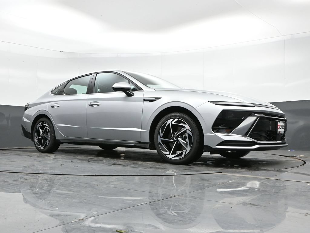 New 2026 Hyundai Sonata SEL FWD image 40
