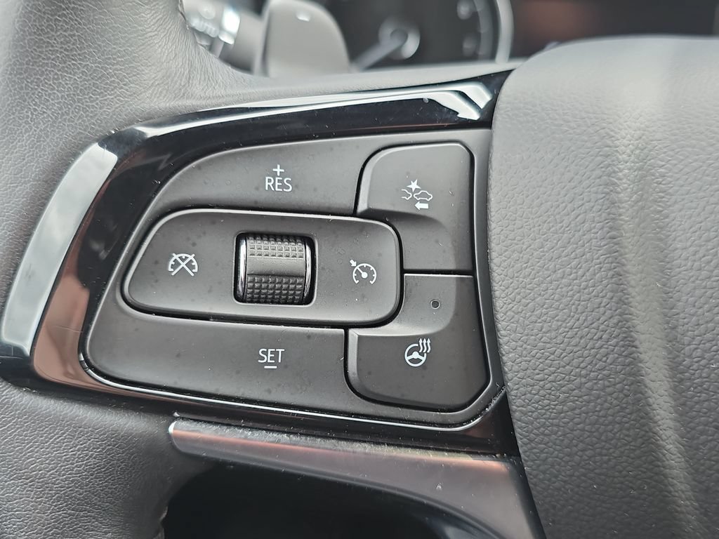 Certified 2024 Buick Enclave Essence w/ Sport Touring Edition AWD/4WD image 19