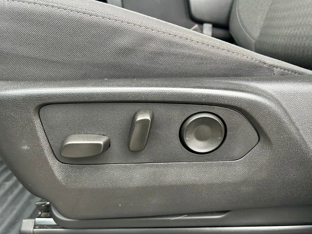 Used 2025 Chevrolet Silverado 2500 Custom w/ Custom Value Package AWD/4WD image 20