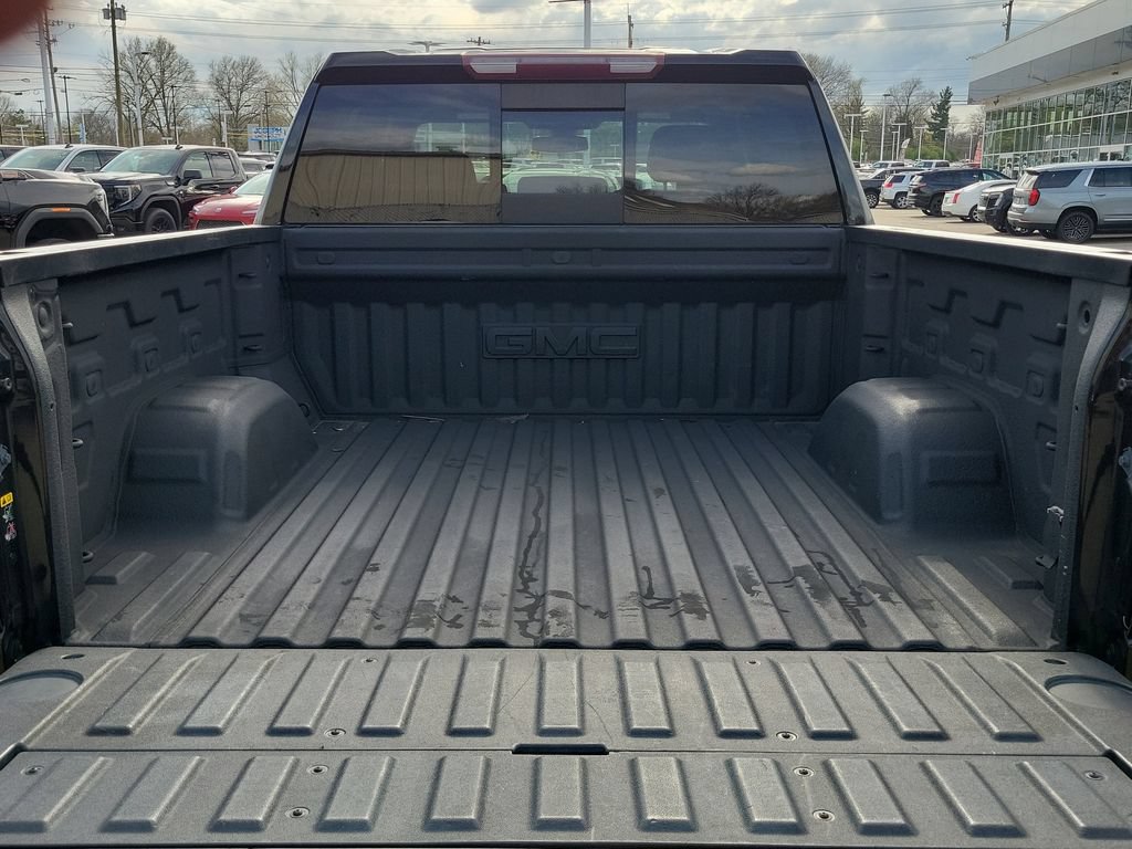 Used 2020 GMC Sierra 1500 SLT w/ SLT Premium Plus Package AWD/4WD image 8
