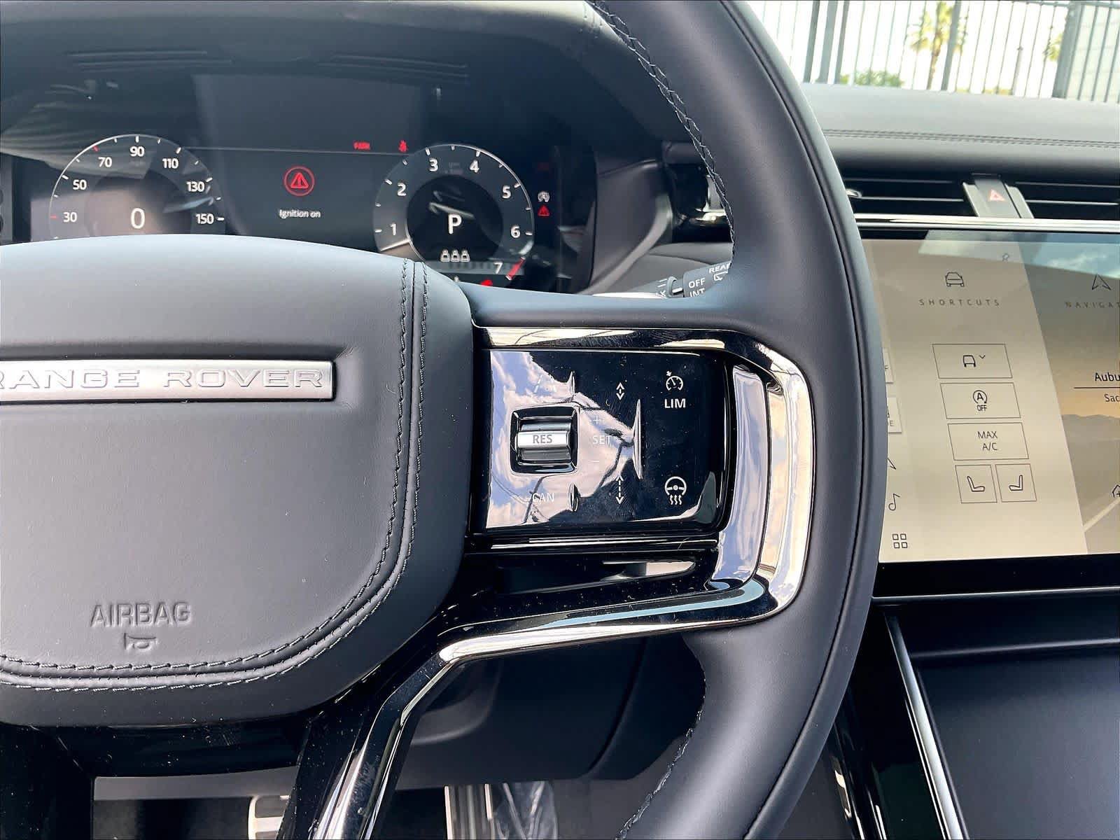 New 2026 Land Rover Range Rover Velar Dynamic SE AWD/4WD image 17