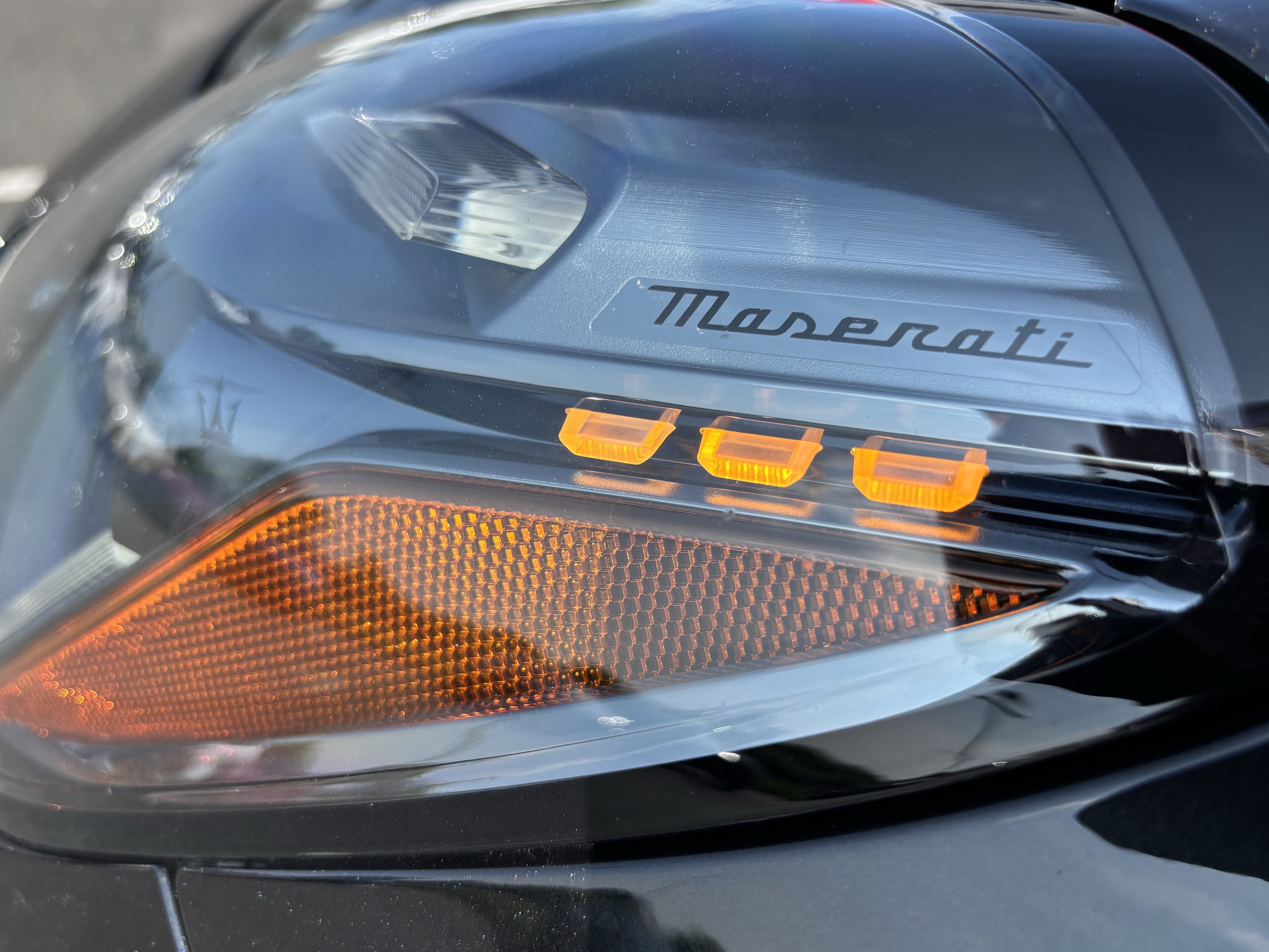 Used 2023 Maserati Grecale Folgore AWD/4WD image 19
