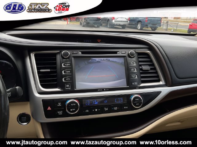 Used 2014 Toyota Highlander Limited Platinum AWD/4WD image 23