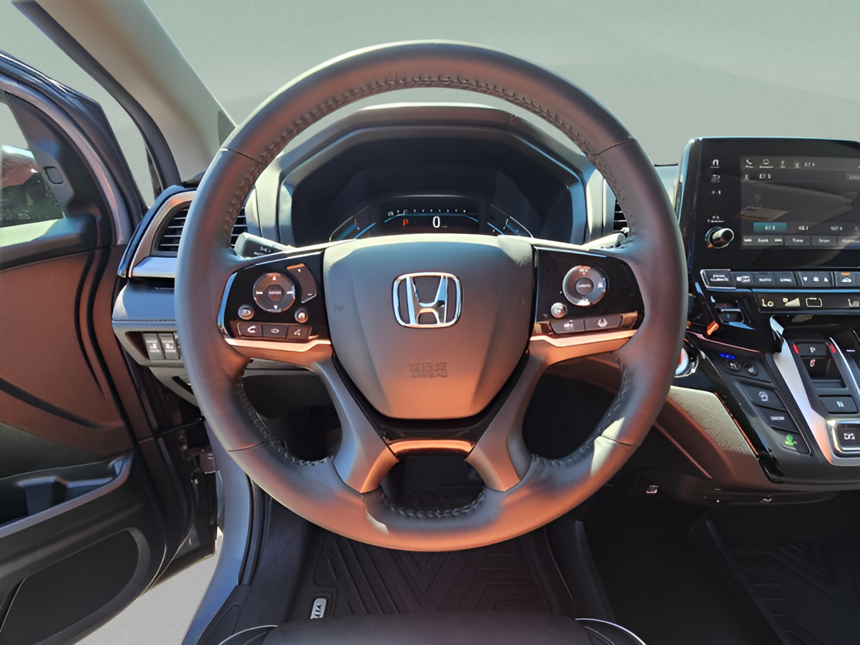Used 2024 Honda Odyssey Elite image 23