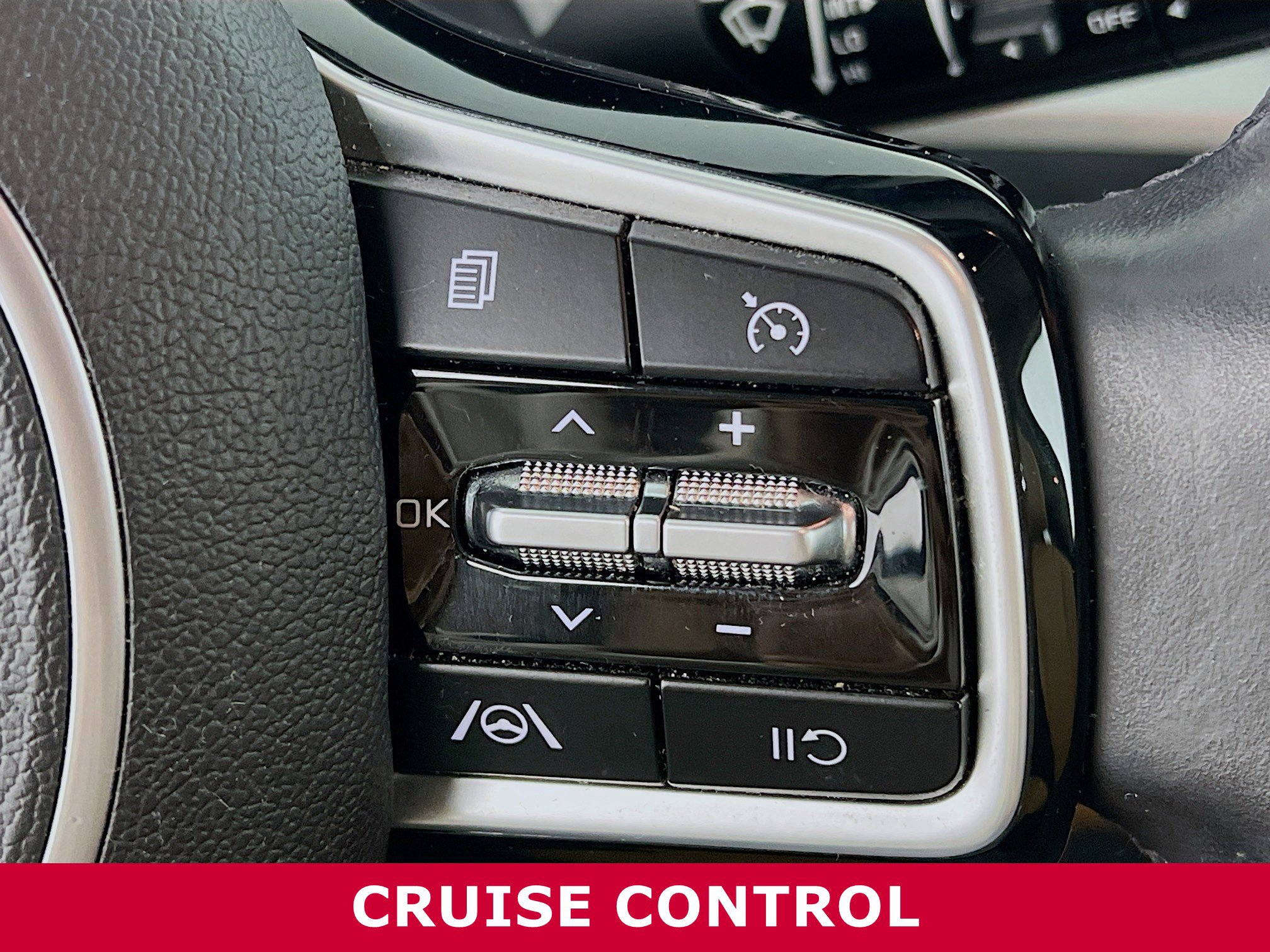 Used 2022 Kia Carnival LX image 15