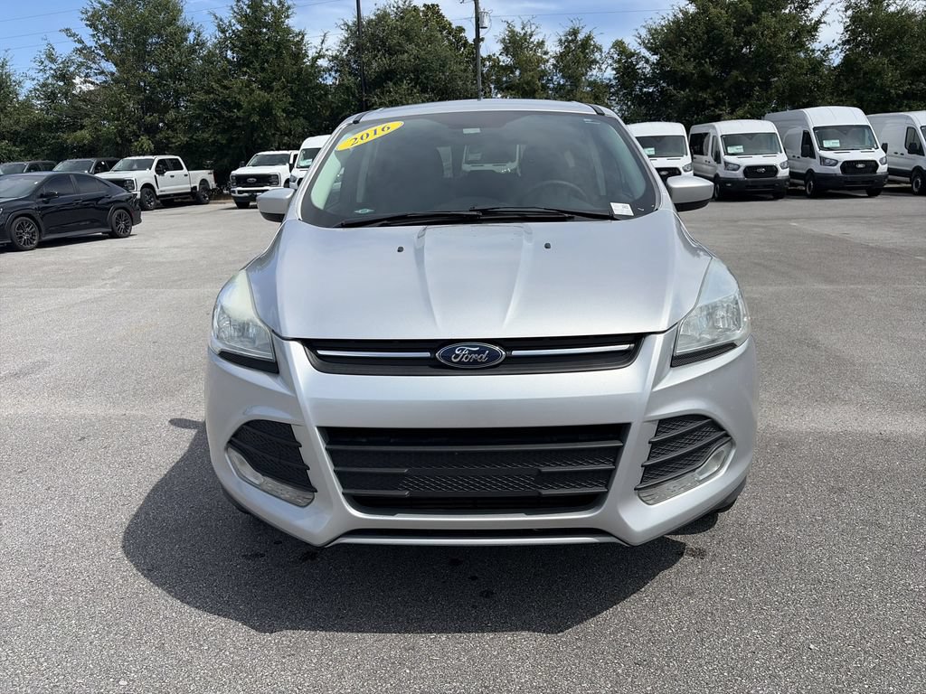 Used 2016 Ford Escape SE FWD image 4