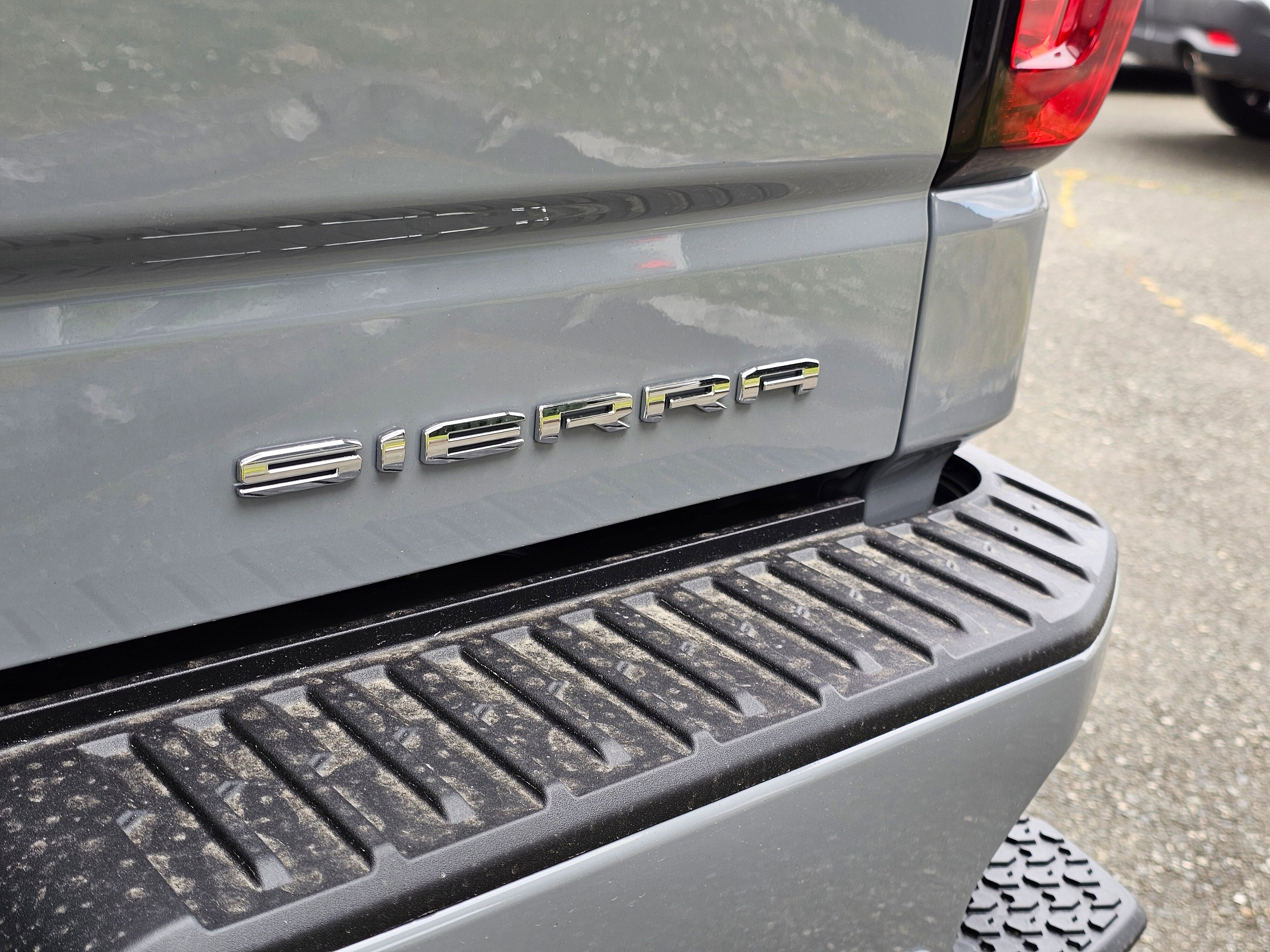 New 2024 GMC Sierra 1500 Denali AWD/4WD image 15